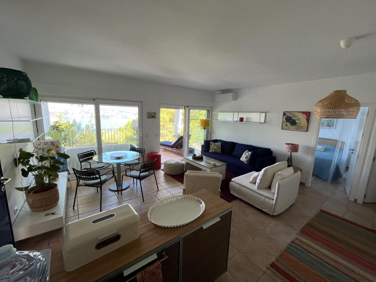 Sunset Bay Villa ลาเอร์ราดูรา ภายนอก รูปภาพ